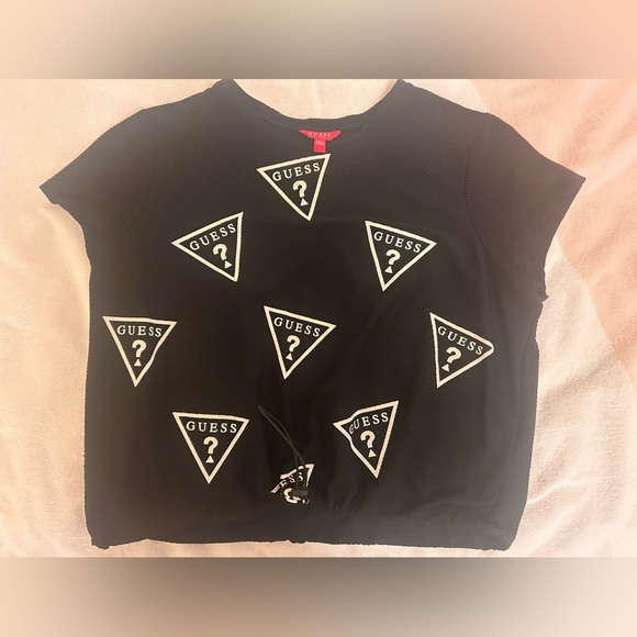 Guess Outfit: 2 PIECE:Top & Leggings - Picture 12 of 16